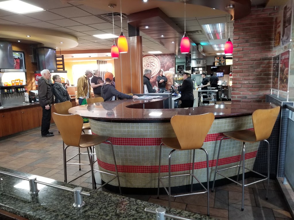McDonalds | 1040 Avenue Gilles Villeneuve, Berthierville, QC J0K 1A0, Canada | Phone: (450) 836-1238