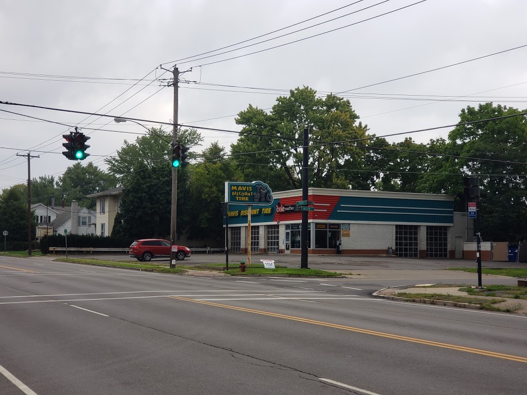 Mavis Discount Tire | 250 S Transit St, Lockport, NY 14094, USA | Phone: (716) 433-1328