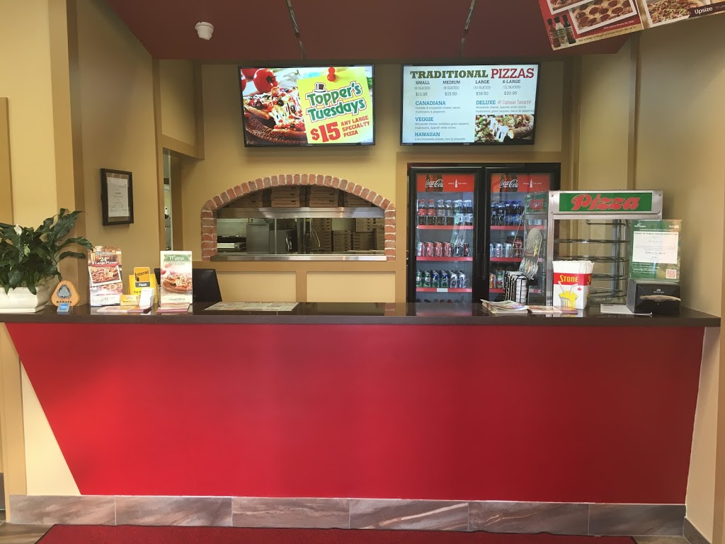 Toppers Pizza - Aurora | 15531 Yonge St, Aurora, ON L4G 1P3, Canada | Phone: (866) 454-6644