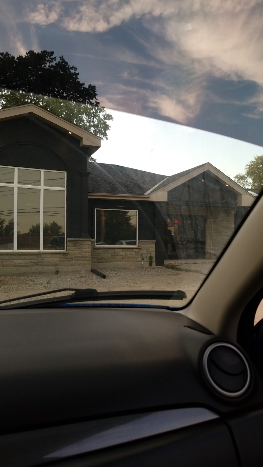 In2ition Realty | 1149 Lakeshore Rd E, Mississauga, ON L5E 1E8, Canada | Phone: (905) 286-5270