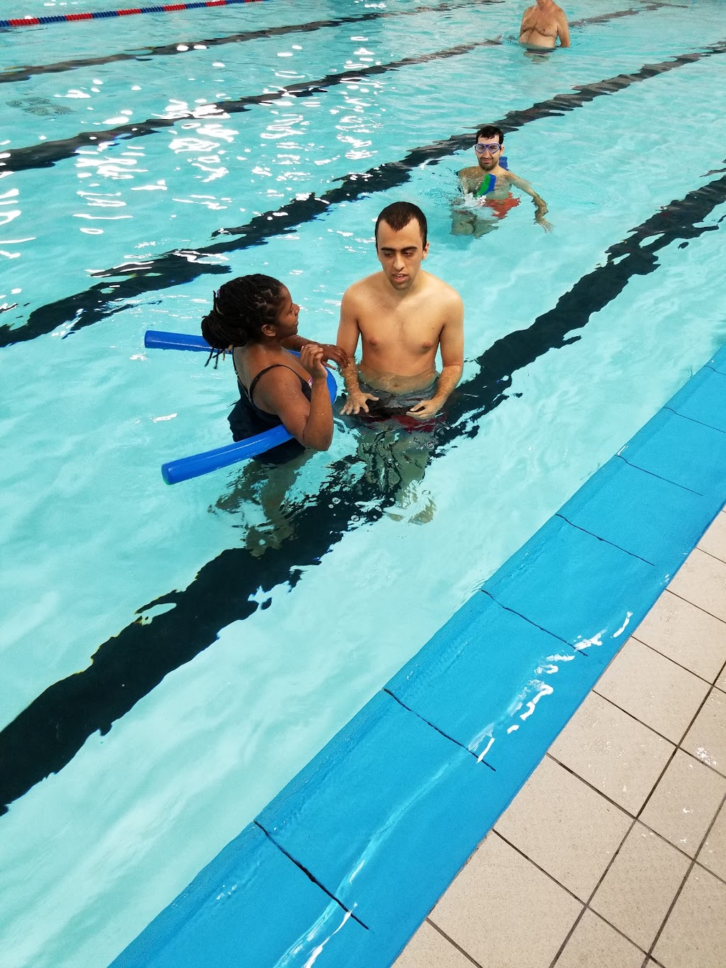 Blue Light Program | 15 Rue du Surrey, Kirkland, QC H9H 3V2, Canada | Phone: (514) 779-3537