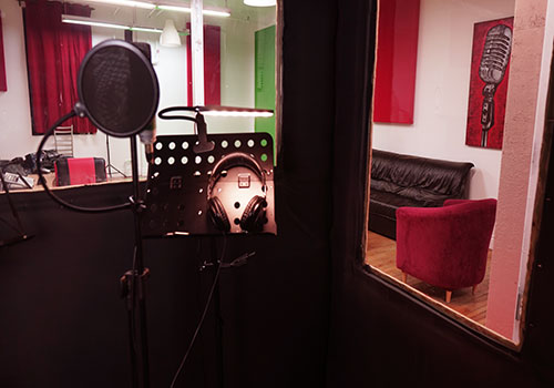 Studio Loco | 2194 Av. de la Salle, Montréal, QC H2V 2K8, Canada | Phone: (514) 913-6041