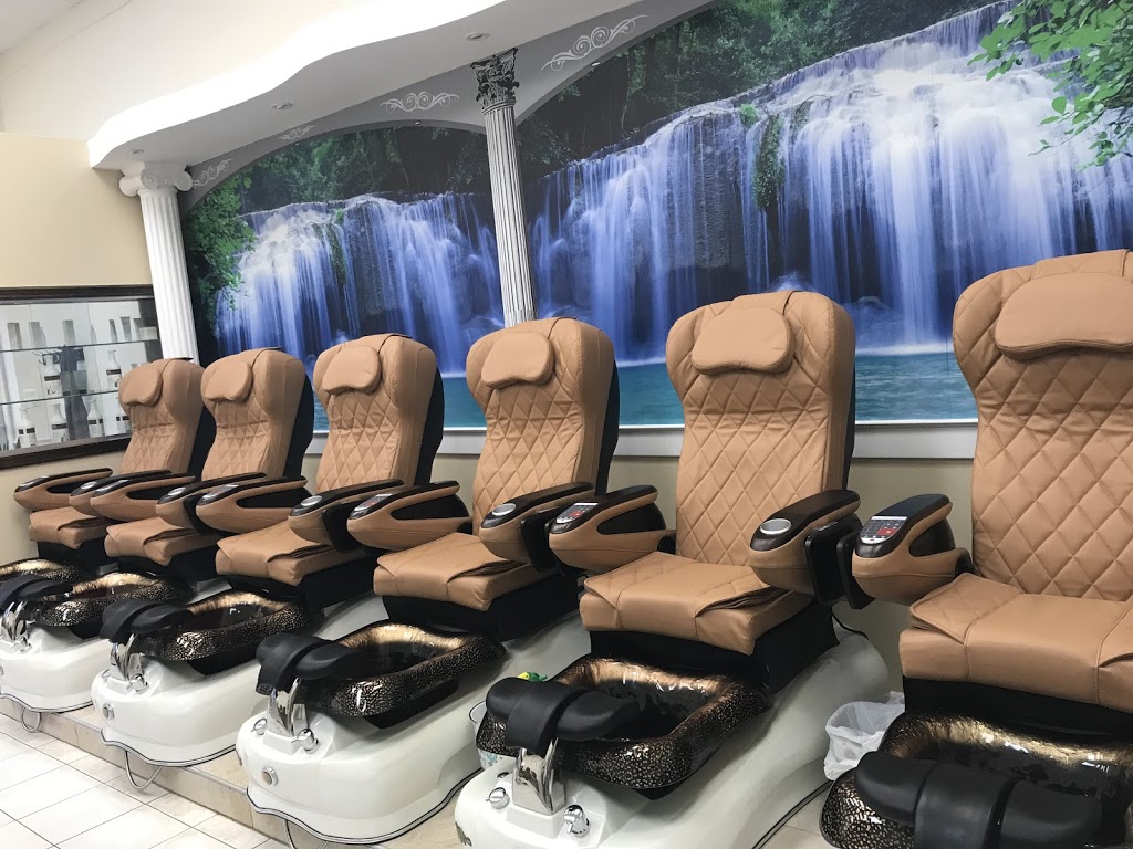 HT Nails Spa | 2-2400 Dundas St W, Mississauga, ON L5K 2R8, Canada | Phone: (905) 916-8687