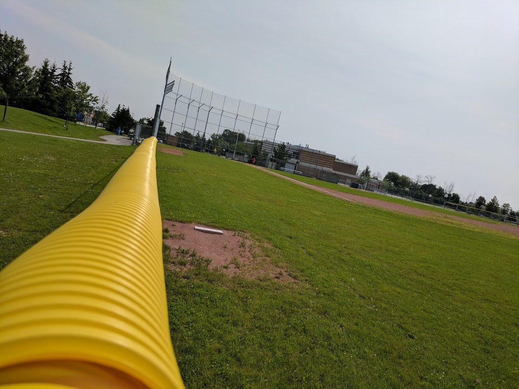 S.M. Woodsmere Park | 456-, 458 Woodsmere Crescent, Pickering, ON L1V 7A4, Canada