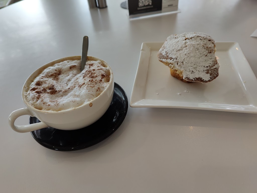 Edgar and Joes Cafe | 255 Horton St E, London, ON N6B 1L1, Canada | Phone: (519) 645-0900