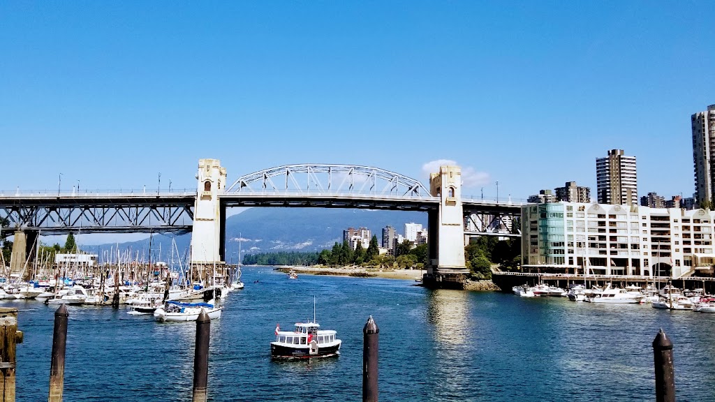Lioness Tours Inc. | 125 19th St W #107, North Vancouver, BC V7M 1X4, Canada | Phone: (604) 220-2993