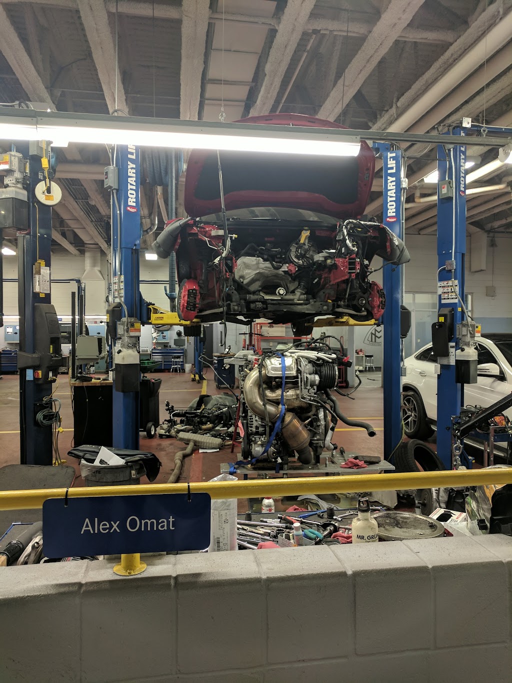 Mercedes-Benz Midtown | 849 Eglinton Ave E, East York, ON M4G 2L5, Canada | Phone: (416) 847-7400