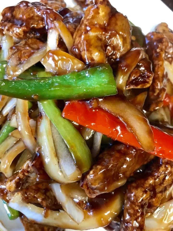 Lis Wok & Grill | 112 Front St, Wolfville, NS B4P 1A4, Canada | Phone: (902) 542-4097