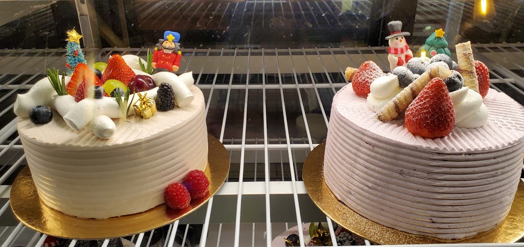 Mr. Paris Bakery | 222-4501 North Rd, Burnaby, BC V3N 4R7, Canada | Phone: (604) 420-0095