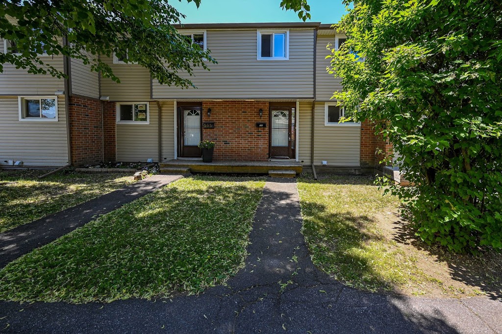 Hamre Real Estate Team RE/MAX Affiliates | 1180 Place dOrléans Dr, Orléans, ON K1C 7K3, Canada | Phone: (613) 841-2111