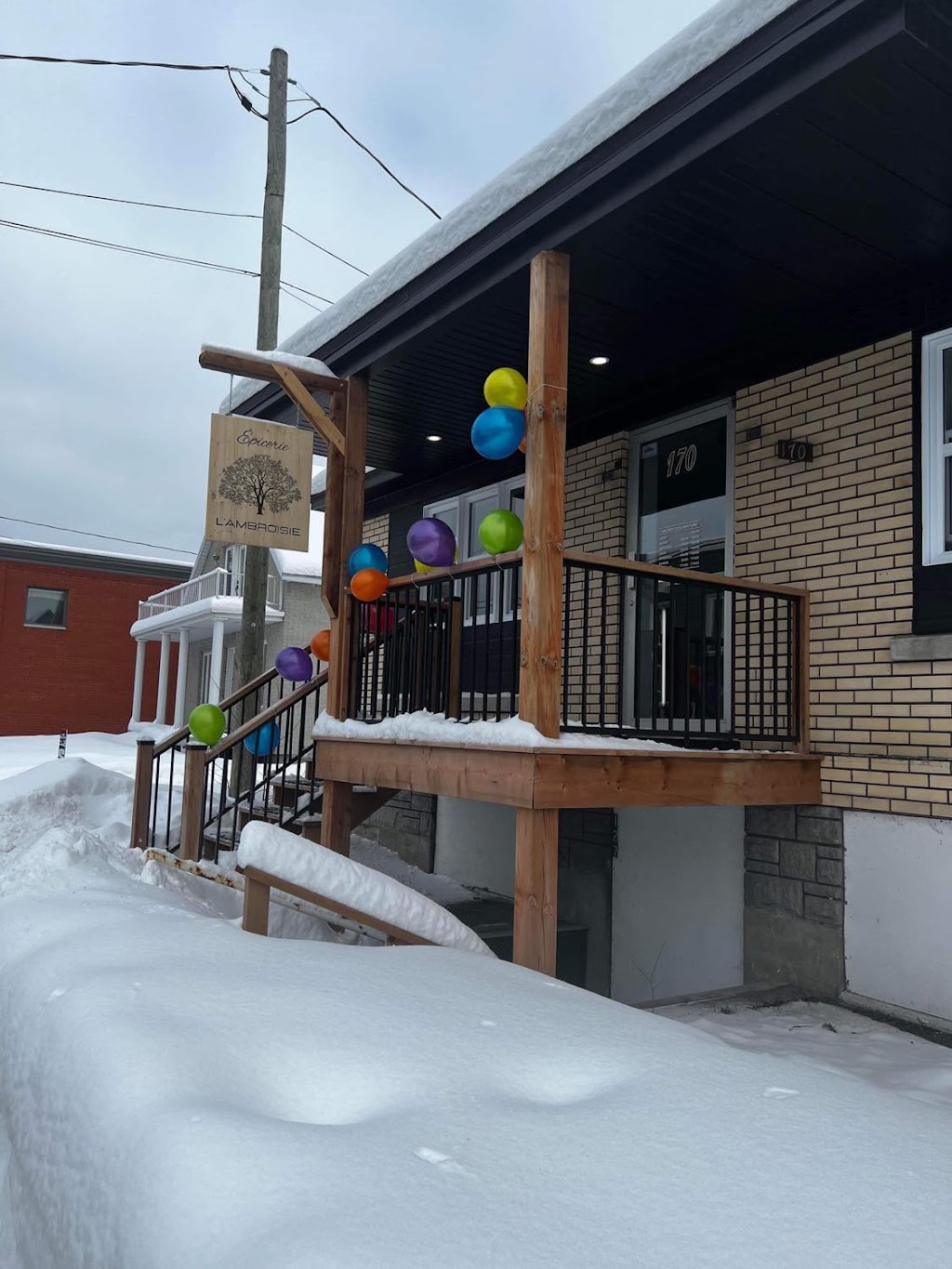 Épicerie lAmbroisie | 170 Rue St Cyrille, Saint-Raymond, QC G3L 1S8, Canada | Phone: (418) 337-0147