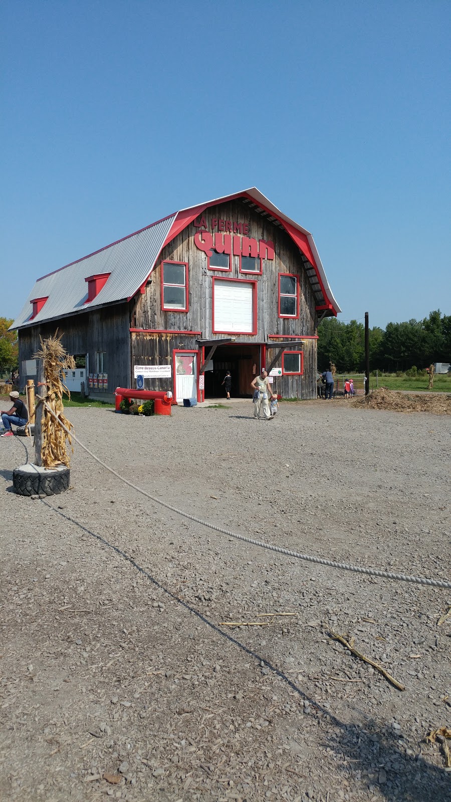 Quinn Farm | 2495 Boulevard Perrot, Notre-Dame-de-lÎle-Perrot, QC J7V 8P4, Canada | Phone: (514) 453-1510