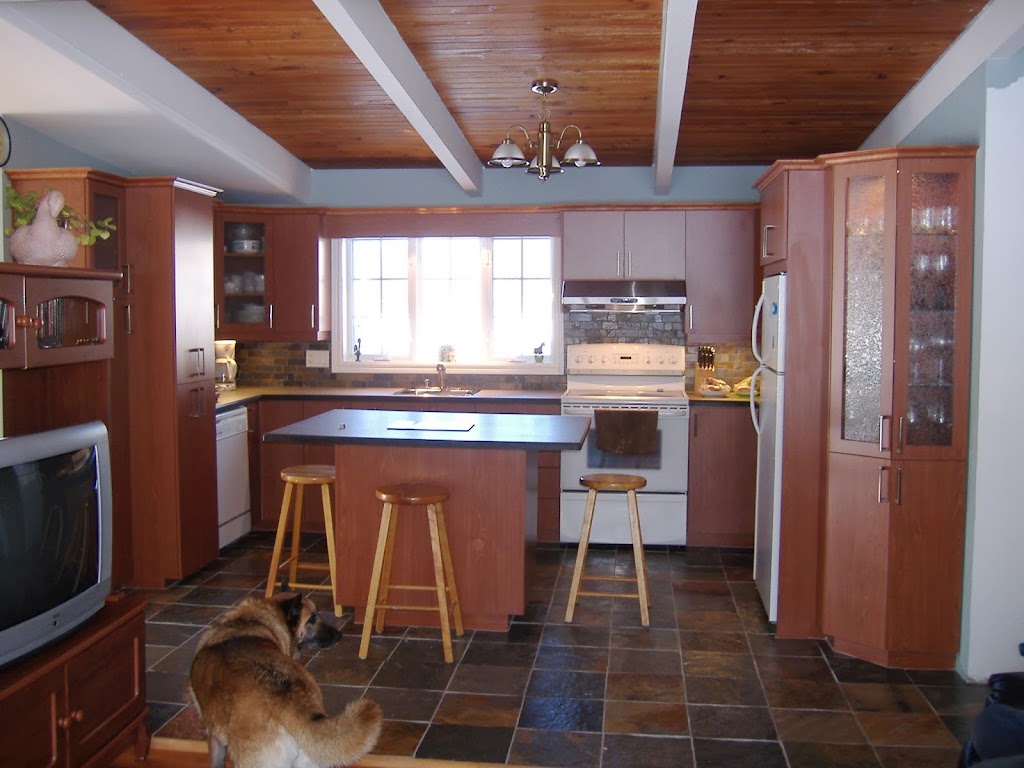 armoire de cuisine renovation gilles belanger | 1088 Av. du Parc-Têtu, Saint-Agapit, QC G0S 1Z0, Canada | Phone: (418) 888-4619
