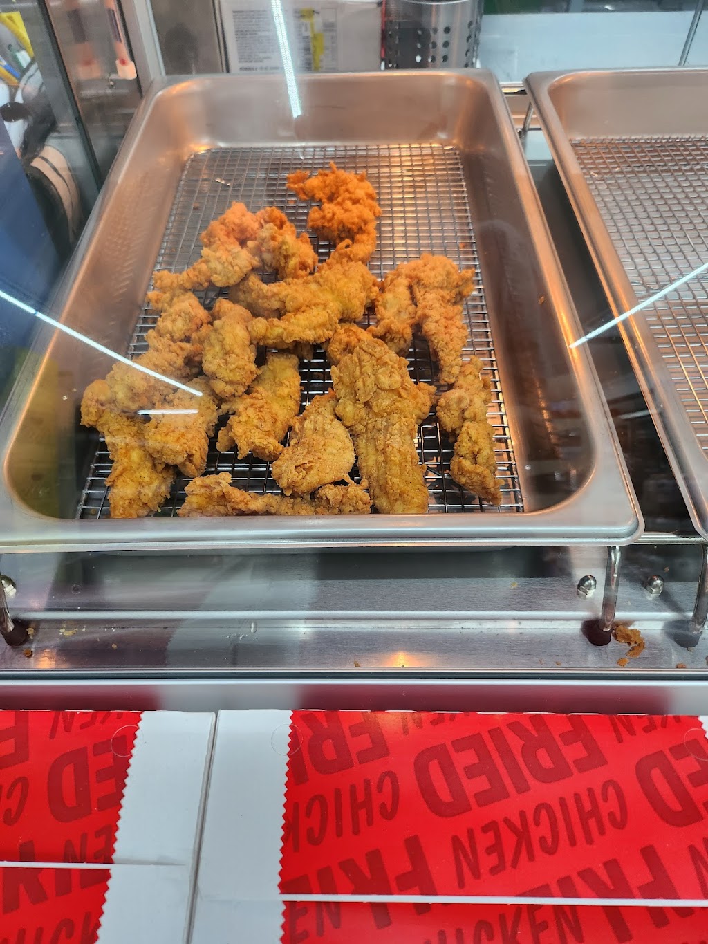 Chesters Chicken Silverview Hope | 19959 Silverview Rd, Hope, BC V0X 1L2, Canada | Phone: (604) 869-9999