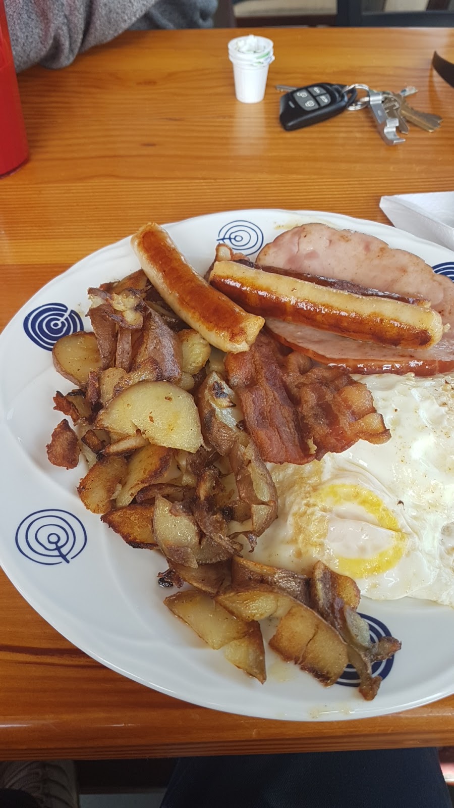 Mission Lighthouse Cafe Ltd. | 33344 Harbour Ave, Mission, BC V2V 2W4, Canada | Phone: (604) 287-2260