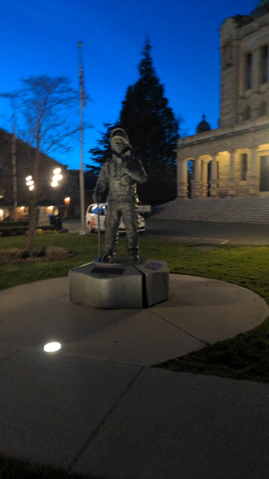BC Emergency Services "Garden of Honour" | Unnamed Road, Victoria, BC V8V 1T9, Canada | Phone: (250) 387-3046