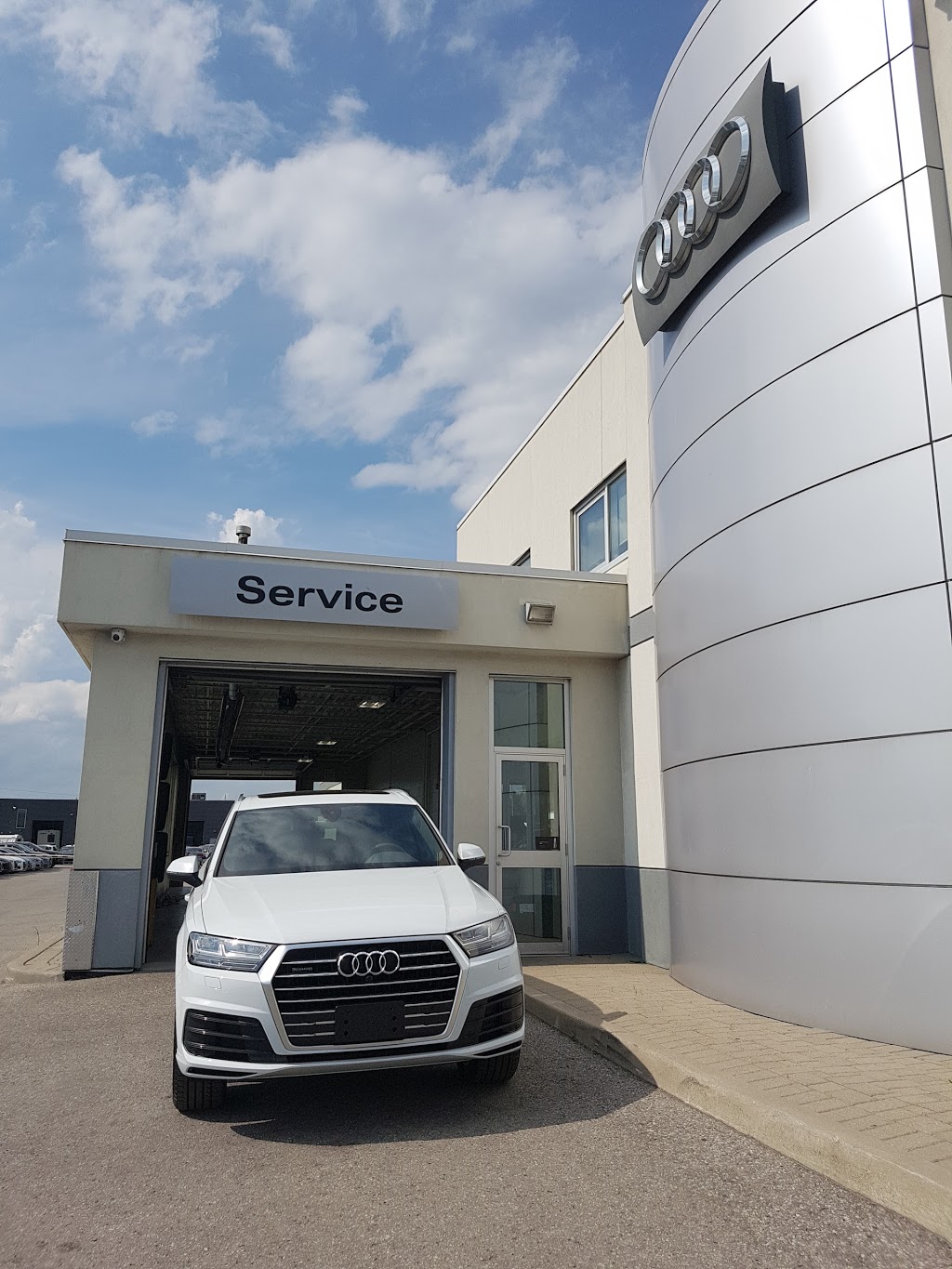 Audi Durham | 2000 Champlain Ave, Whitby, ON L1N 6A7, Canada | Phone: (905) 579-0088