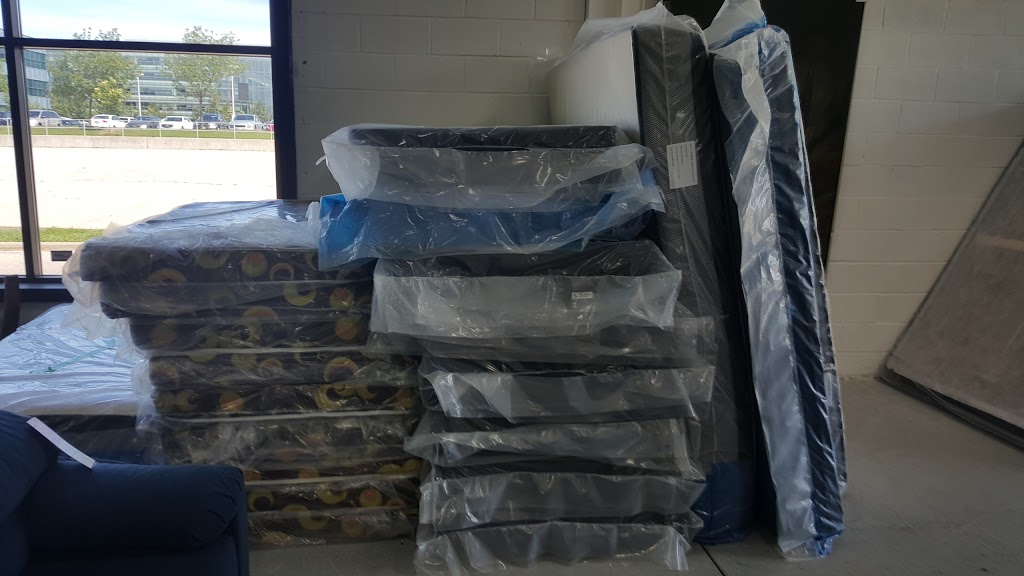 Creekbank Liquidation Centre | 5135 Creekbank Rd, Mississauga, ON L4W 1R3, Canada | Phone: (905) 614-1121