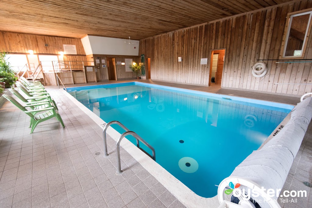Shamrock Lodge | 1090 Shamrock Rd, Port Carling, ON P0B 1J0, Canada | Phone: (705) 765-3177