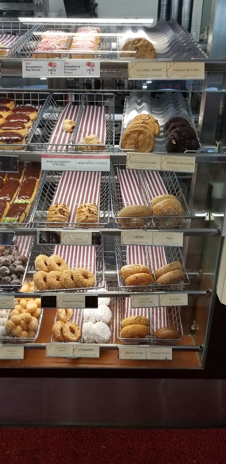 Tim Hortons | 24796 Dewdney Trunk Rd, Maple Ridge, BC V4R 1X3, Canada | Phone: (604) 463-4240