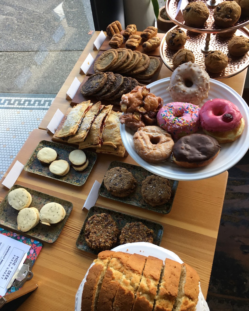 Hide + Seek Coffee Fairfield | 1839 Fairfield Rd, Victoria, BC V8S 1G9, Canada | Phone: (778) 265-0642
