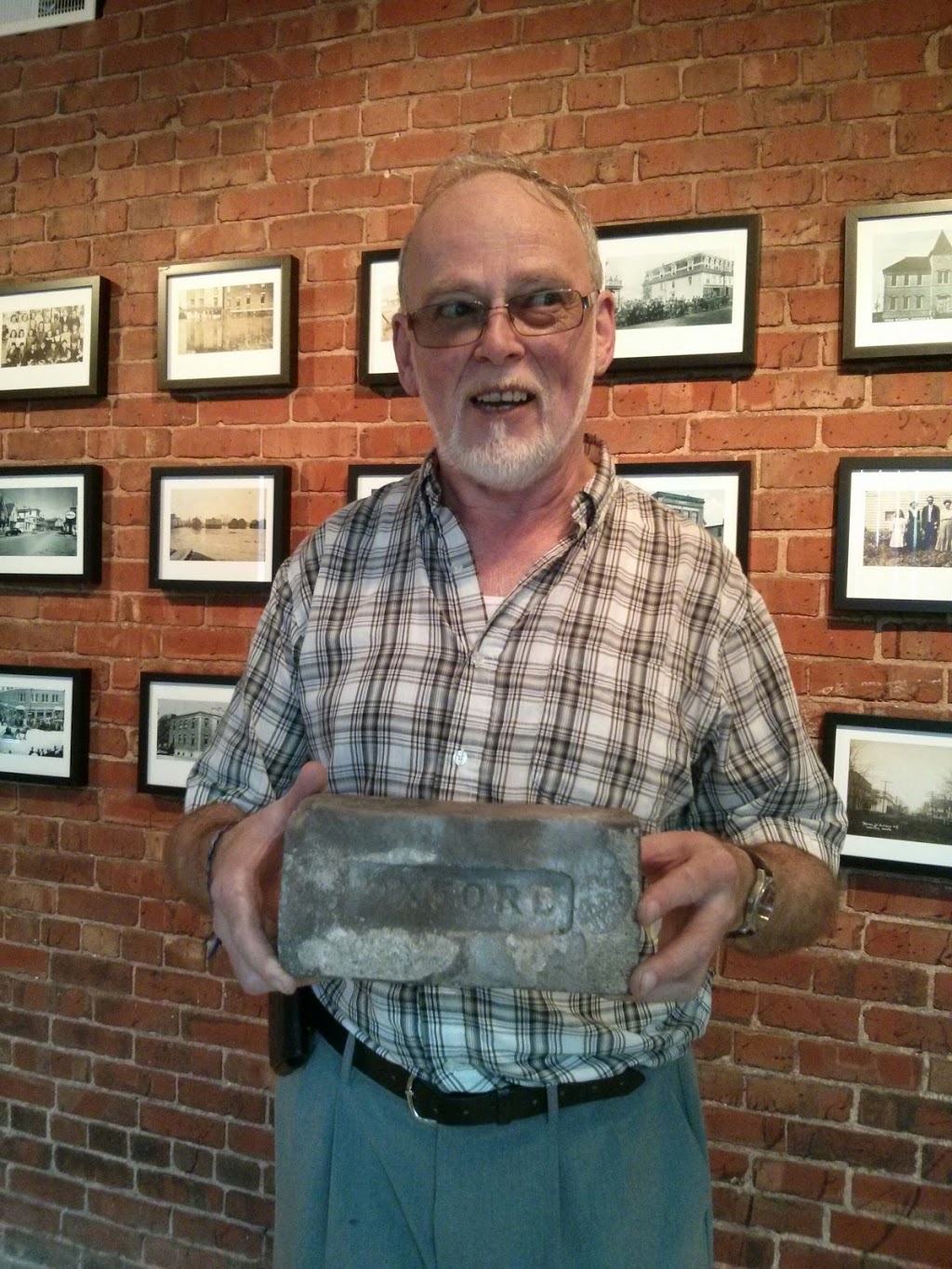 Oxford Riverside Gallery | 105 Lower Main St, Oxford, NS B0M 1P0, Canada | Phone: (902) 447-2170