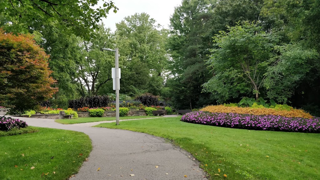 Kiwanis Memorial Park | 400 Main St S, Brampton, ON L6W, Canada | Phone: (416) 779-5622