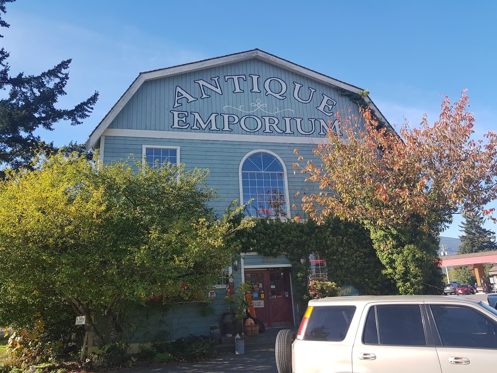 Highway Antique Emporium | 3088 Henry Rd, Chemainus, BC V0R 1K4, Canada | Phone: (250) 246-2372