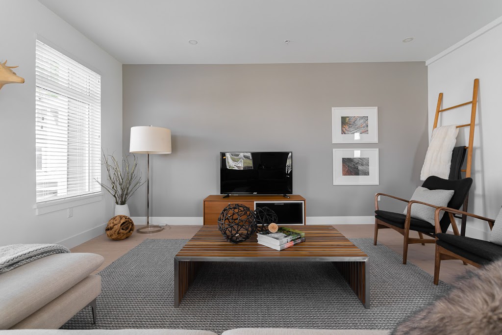 Cottowood Lane | 24021 110 Ave, Maple Ridge, BC V2W 0J9, Canada | Phone: (604) 438-2650