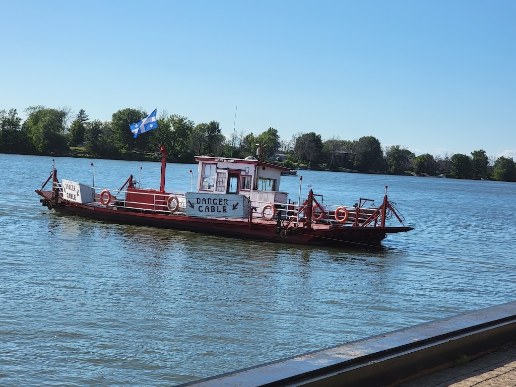 Traverse Saint-Marc-sur-Richelieu/Saint-Charles-sur-Richelieu | 2G0, 472 Chem. des Patriotes, QC J0H 2G0, Canada | Phone: (450) 584-2813