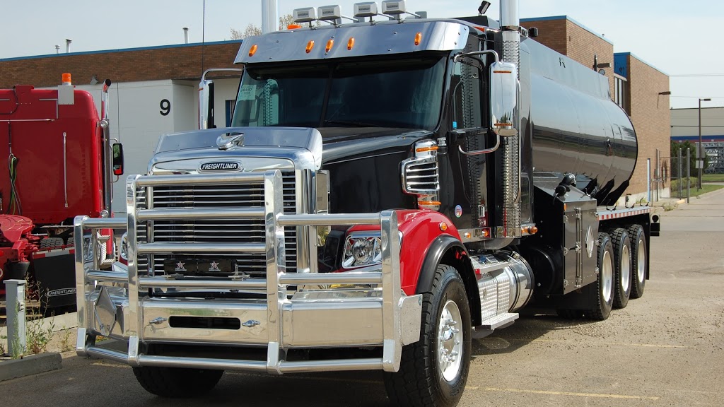 First Truck Centre Edmonton South | 4504 Roper Rd NW, Edmonton, AB T6B 3R1, Canada | Phone: (780) 413-9422