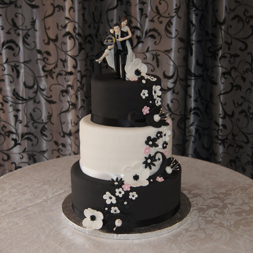 Simply Decadent | 7 Morgans Rd, East Gwillimbury, ON L9N 0E7, Canada | Phone: (905) 953-1132