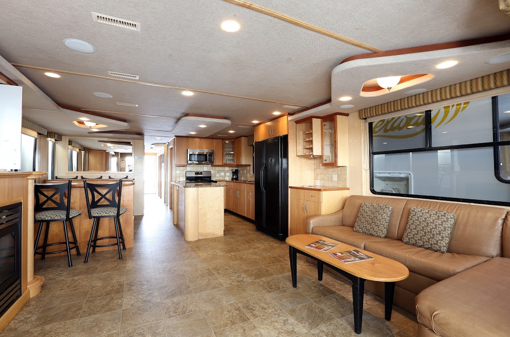 Waterway Houseboat Vacations | 1 Mervyn Rd, Sicamous, BC V0E 2V0, Canada | Phone: (877) 928-3792