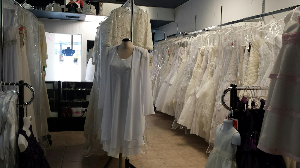 Creation Jessyca Haute Couture | Sur demande, Saint-Jean-de-Matha, QC J0K 2S0, Canada | Phone: (450) 750-2292