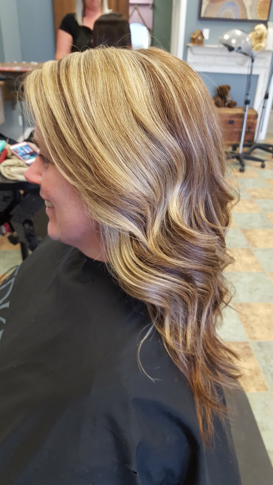 Square Roots Hair and Esthetics | 84 Main St, Truro, NS B2N 4G6, Canada | Phone: (902) 843-4247