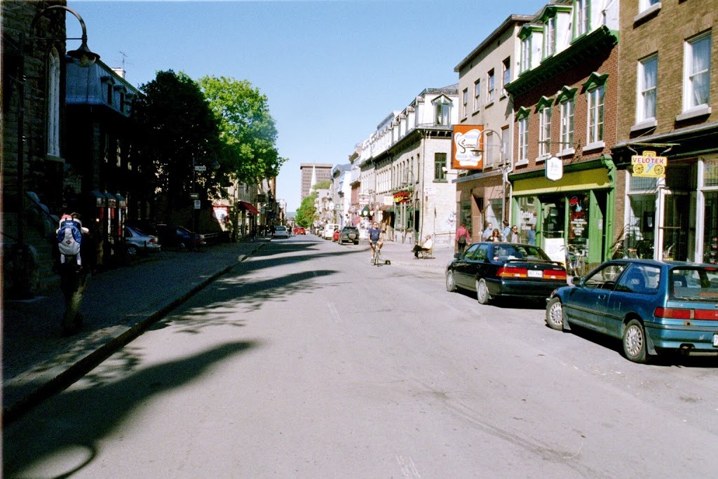 Librairie Nelligan Inc | 499 Rue Saint-Jean, Québec, QC G1R 1P5, Canada | Phone: (418) 614-8043