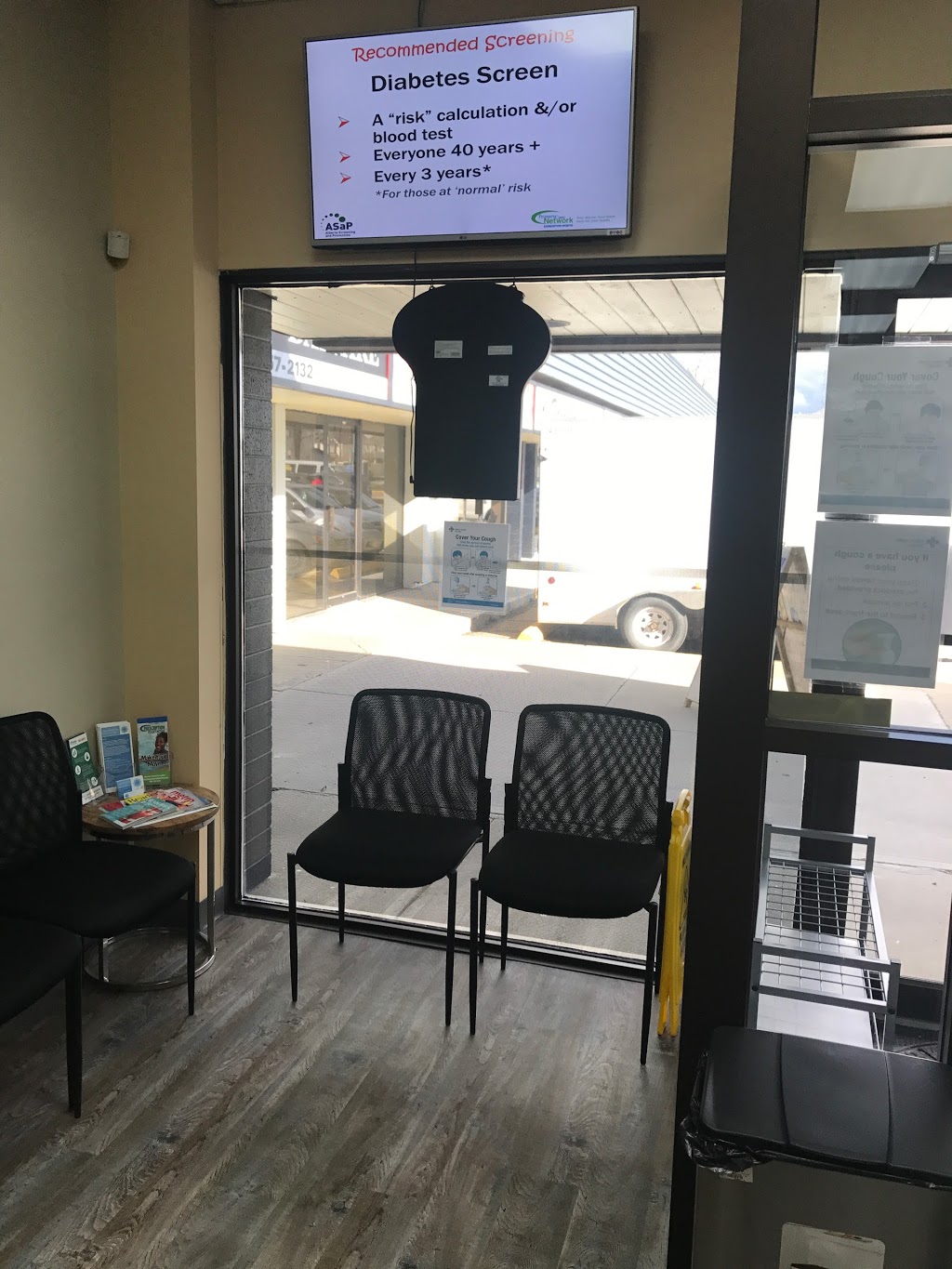 Lakeview Medical Clinic, Edmonton | 16 9104 179 Ave NW, Edmonton, AB T5Z 2K7, Canada | Phone: (587) 400-3709