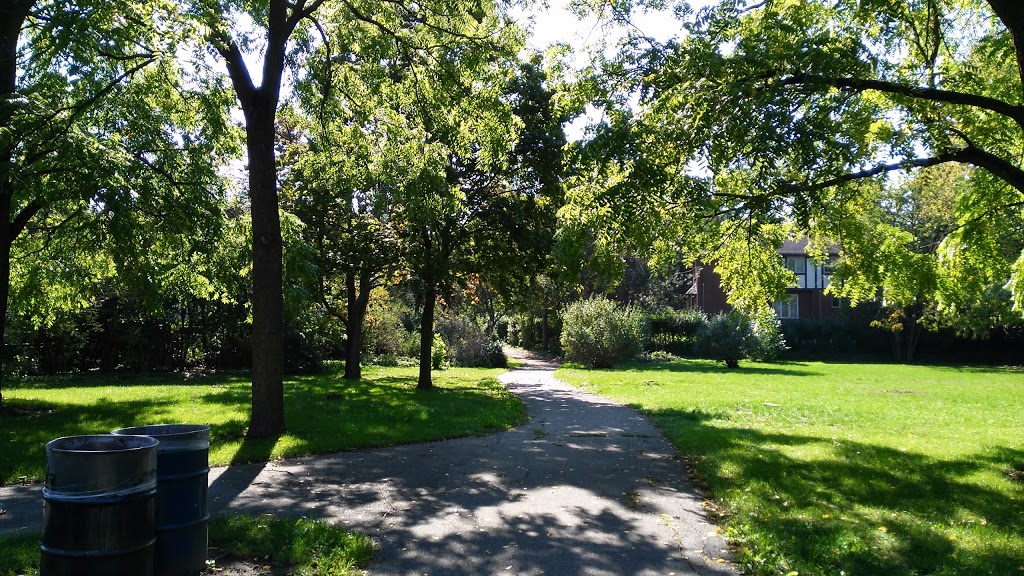 Folkway Park | Folkway Dr, Mississauga, ON L5L 3S5, Canada