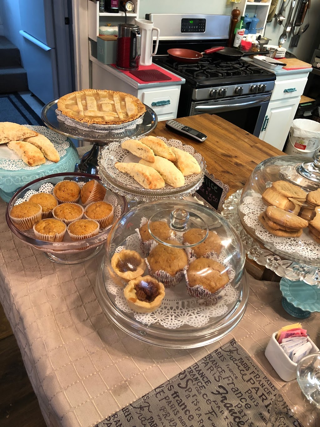 JOJOs Paradise Bed & Breakfast/SPA/Bakery Café | 96 Main St W, Ridgetown, ON N0P 2C0, Canada | Phone: (519) 674-0702