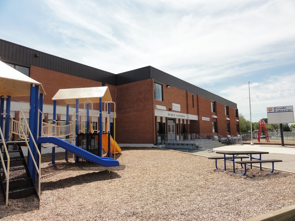 École Lacerte | 1101 Autumnwood Dr, Winnipeg, MB R2J 1C8, Canada | Phone: (204) 256-4384