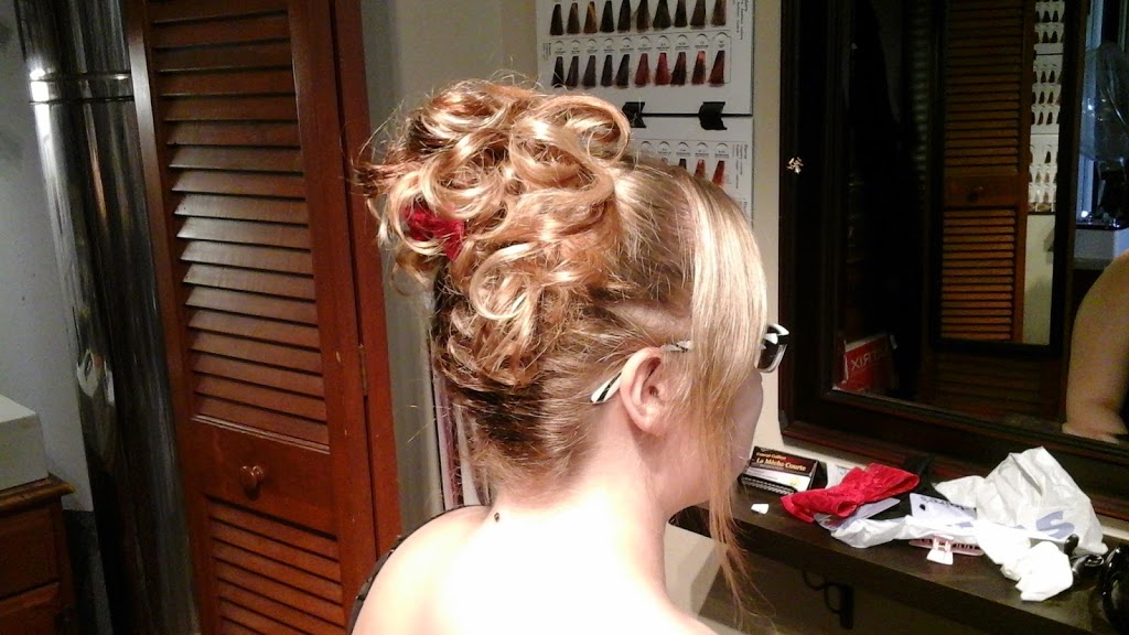 Coiffure La Mèche Courte | 425 Chemin du Grand-Brompton, Racine, QC J0E 1Y0, Canada | Phone: (450) 532-3986