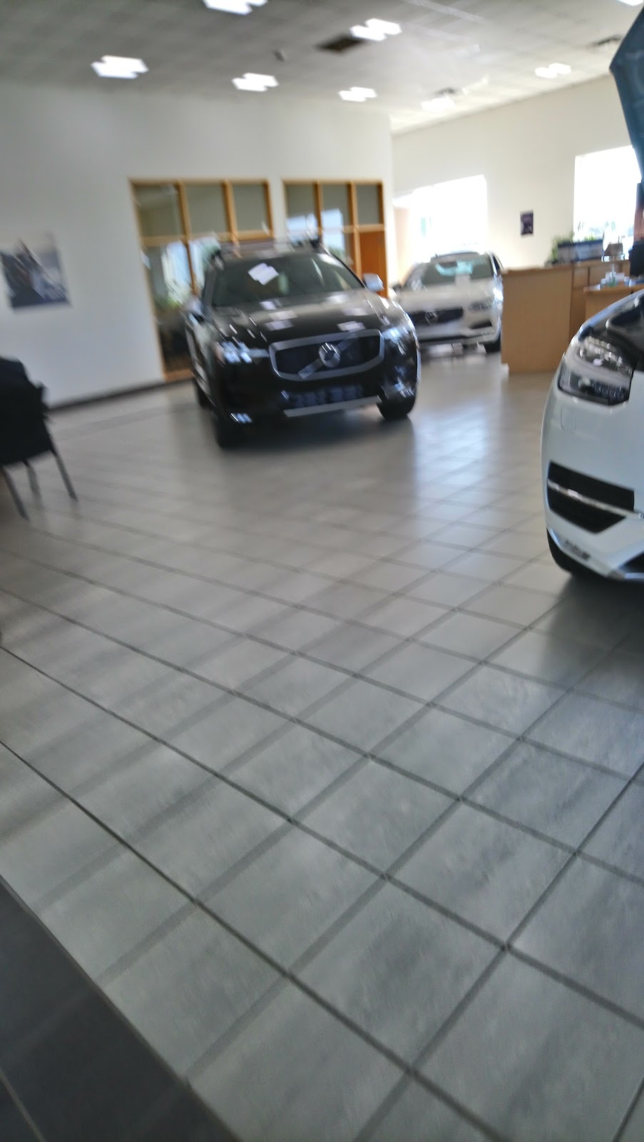 Jaguar Ottawa | 1300 Michael St, Ottawa, ON K1B 3N2, Canada | Phone: (613) 744-5500