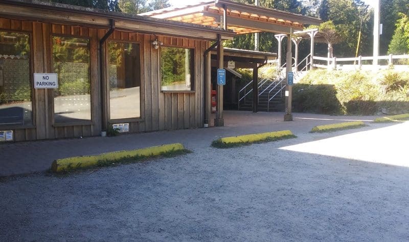 Mansons Landing Postal Office | 798 Beasley Rd, Mansons Landing, BC V0P 1K0, Canada | Phone: (250) 935-0253