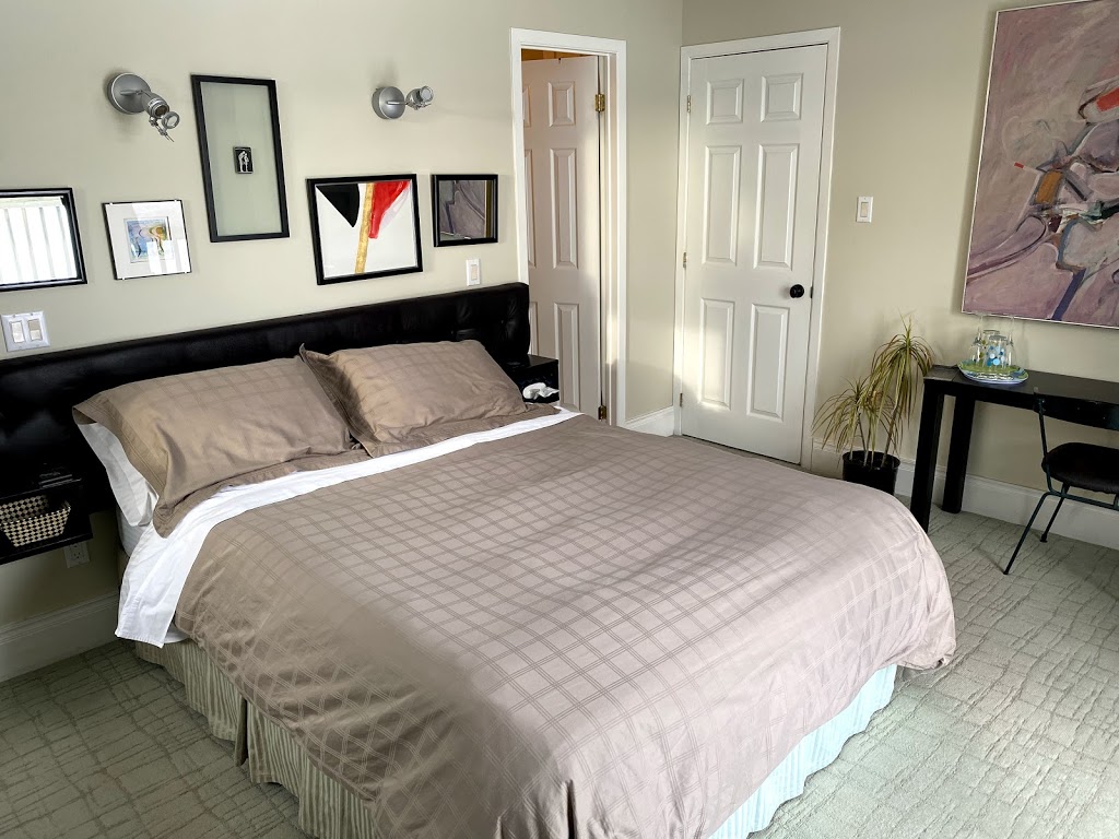 21 North | 728069 21st Sideroad, The Blue Mountains, ON N0H 1J0, Canada | Phone: (519) 599-1125