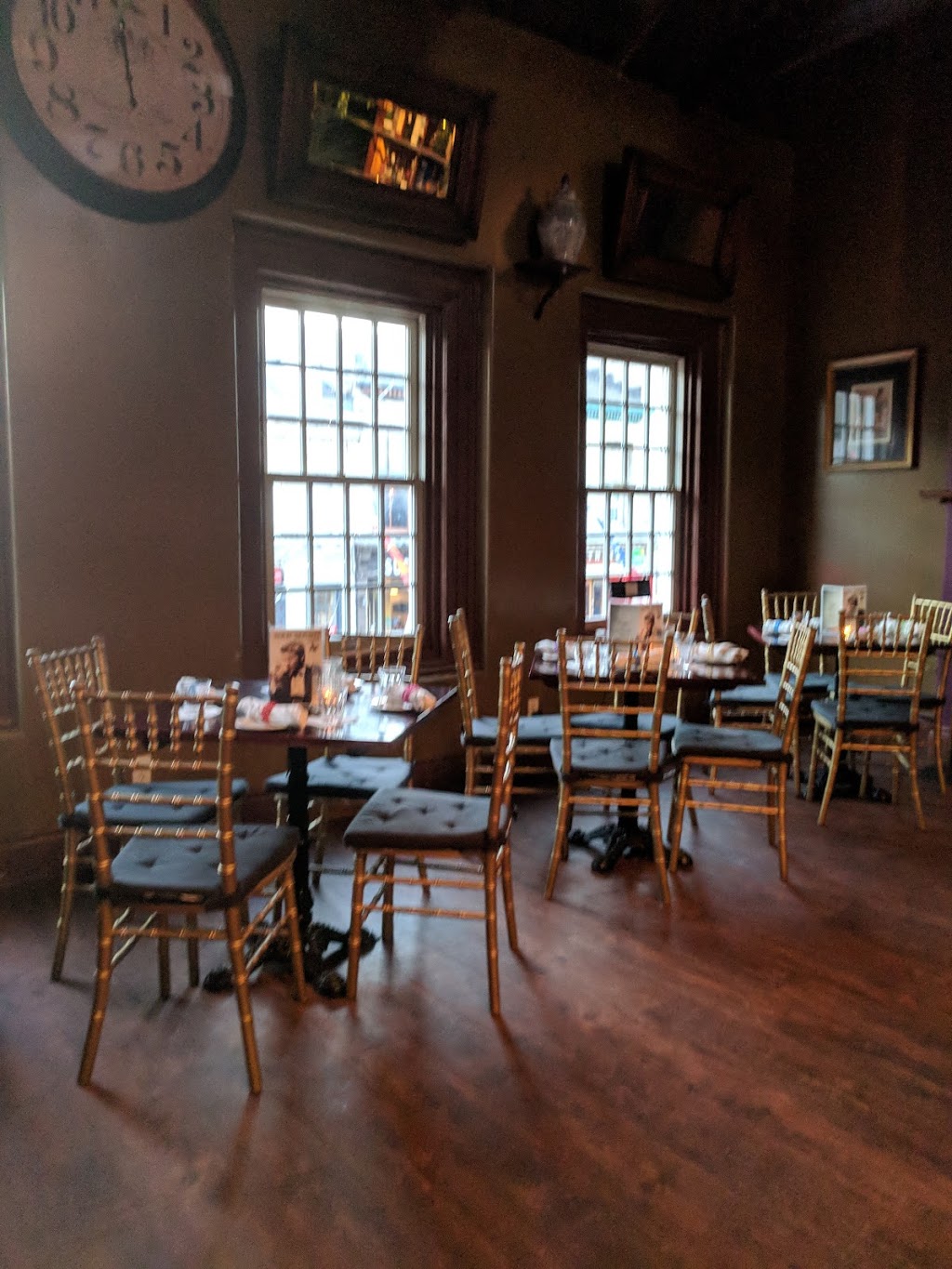 Cajun on King | 343 King St E, Kingston, ON K7L 3B5, Canada