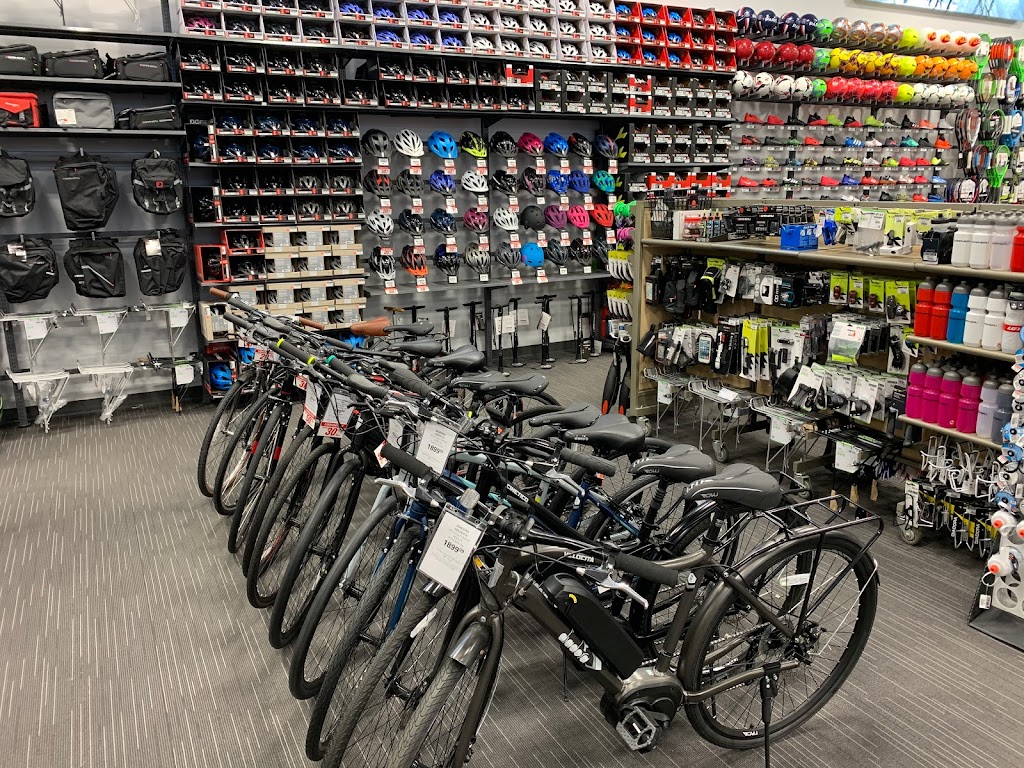 Econosports | 1495 Rue King O, Sherbrooke, QC J1J 2C1, Canada | Phone: (819) 346-4050