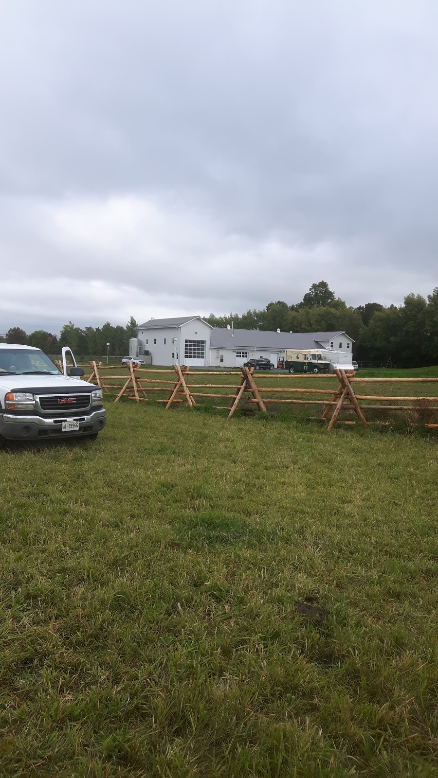 Limestone Organic Creamery | 3127 Sydenham Rd, Elginburg, ON K0H 1M0, Canada | Phone: (613) 542-0732