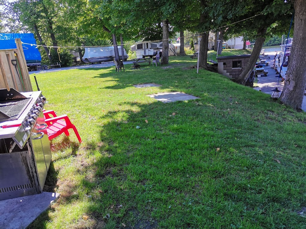 Marina apartment cottgge | 75 Portage Rd, Woodville, ON K0M 2T0, Canada | Phone: (416) 836-9382