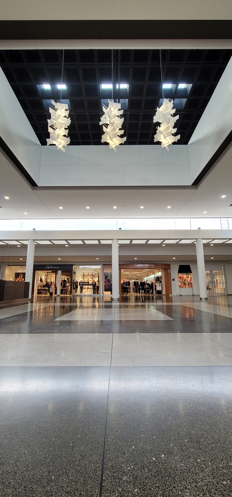 Claire France - Place Longueuil | 825 Rue Saint-Laurent O, Longueuil, QC J4K 2V1, Canada | Phone: (450) 677-8054