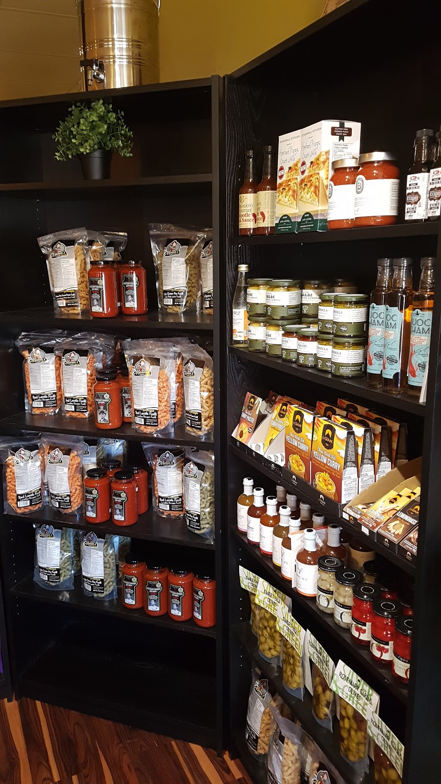 Pepper Tree Spice Co. | 223 Colborne St, Port Stanley, ON N5L 1C1, Canada | Phone: (519) 782-7800